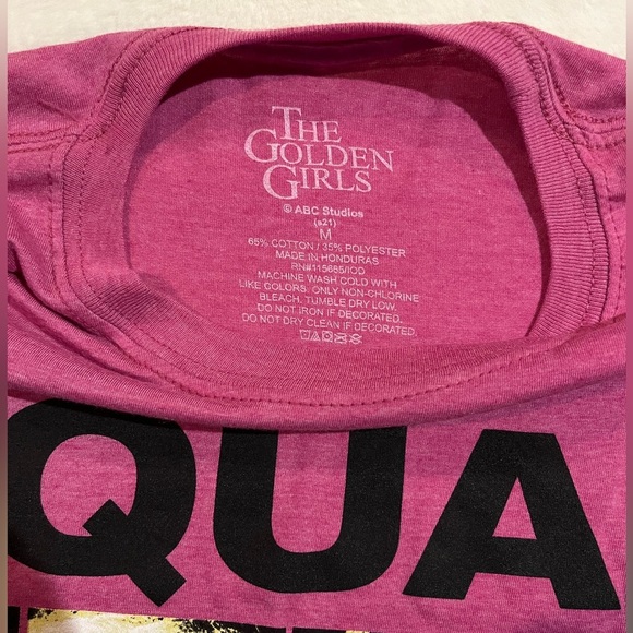 The Golden Girls ‘SQUAD’ pink graphic tshirt size medium - Picture 3 of 5